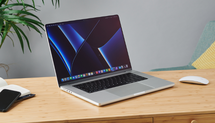 Essential MacBook accessories in 2024 Lumolog